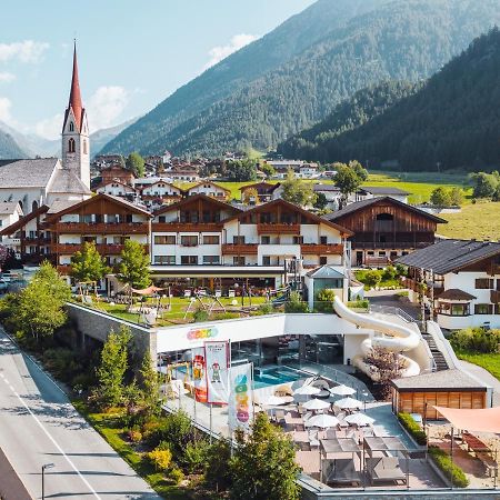 Familienhotel Huber Valles Esterno foto