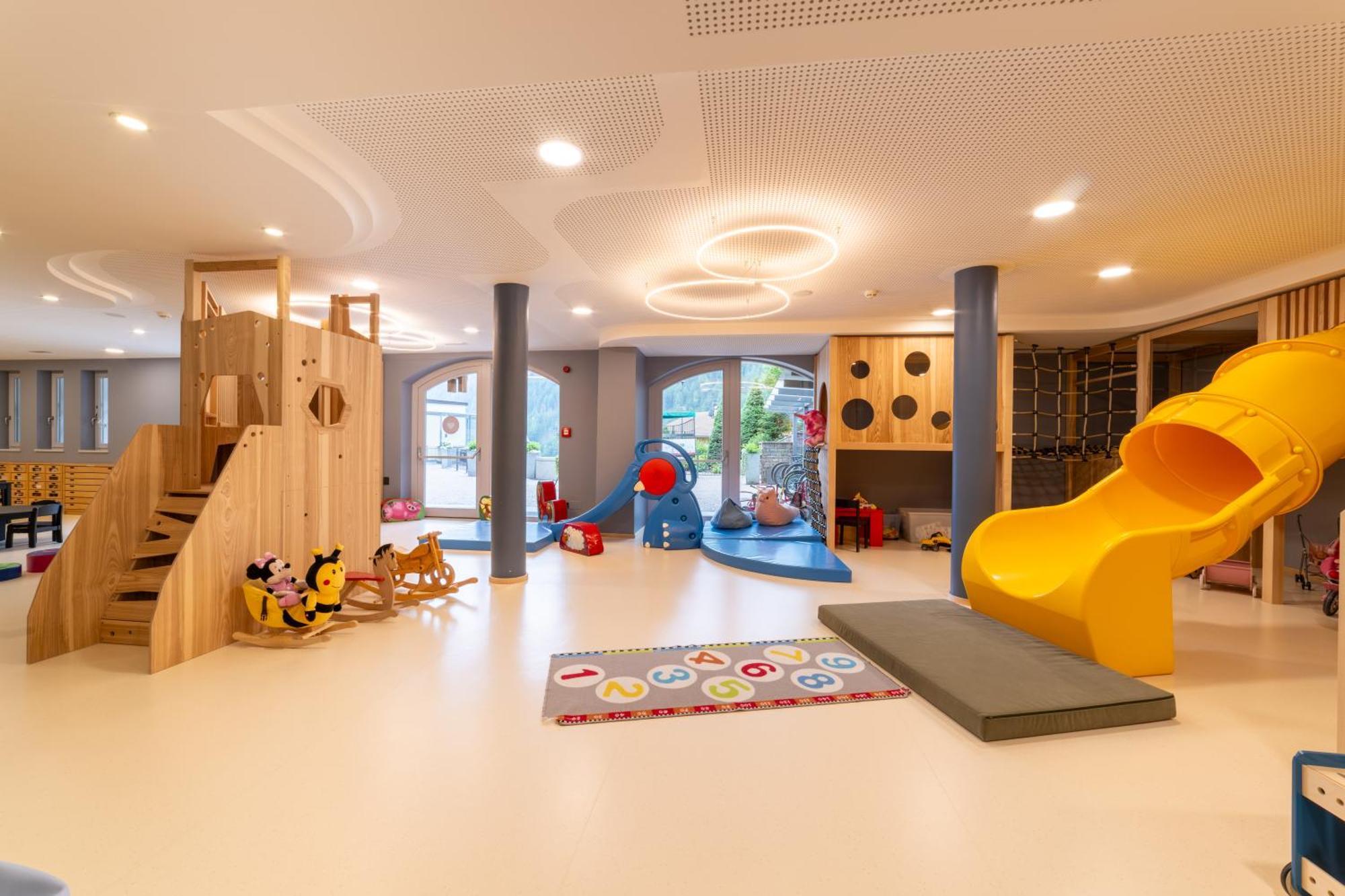 Familienhotel Huber Valles Esterno foto