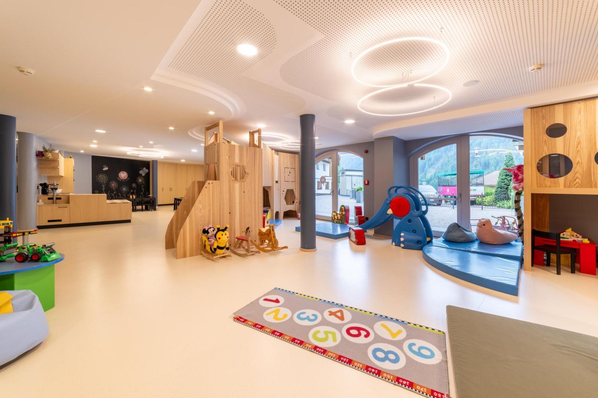 Familienhotel Huber Valles Esterno foto
